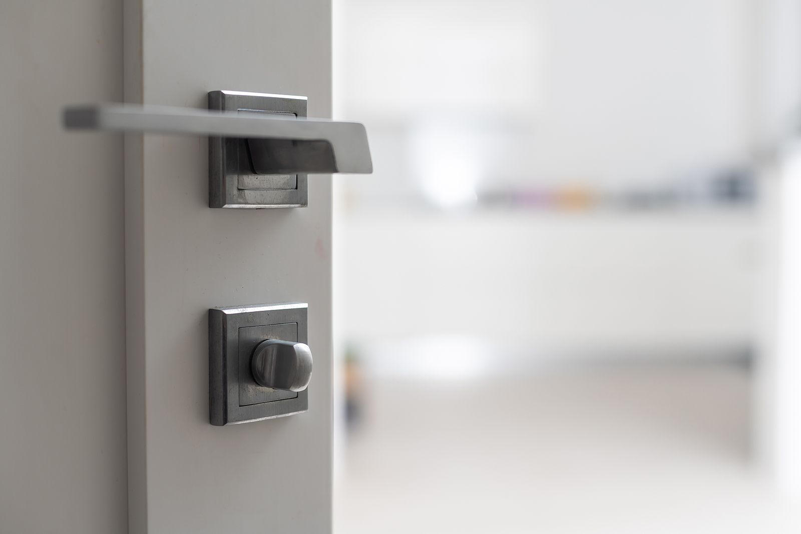 Consejos de seguridad para que no te roben en casa este verano