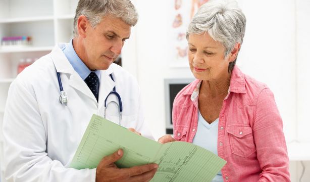 Nuevas evidencias aportan luz al gran misterio de la endometriosis (Bigstock))