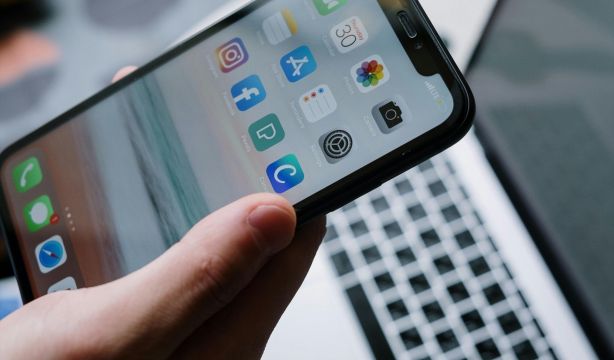 La función oculta en iPhone: podrás ver el estado de tu vuelo sin usar ninguna aplicación externa