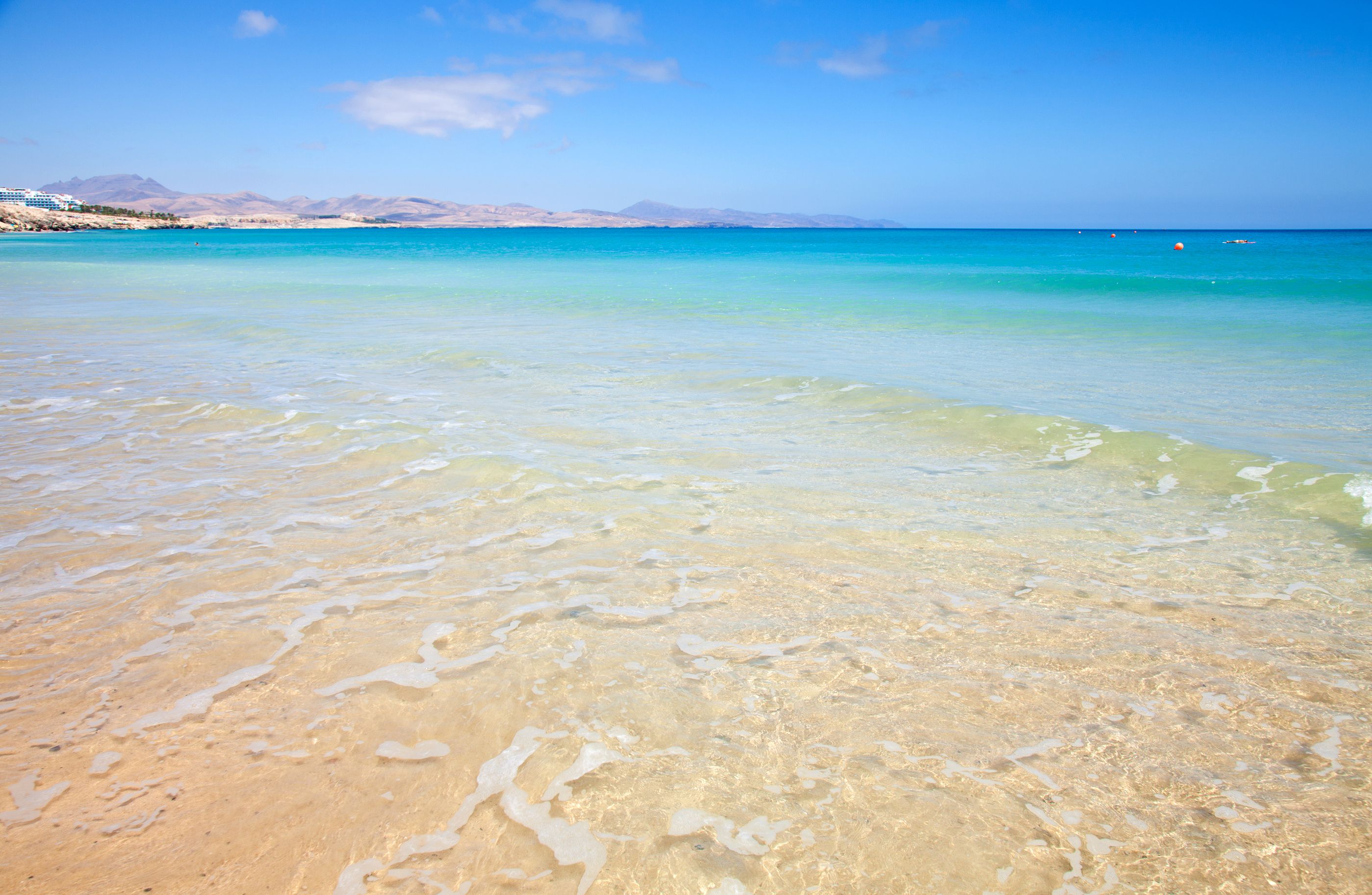 Esta es la playa española que muchos comparan con las Maldivas