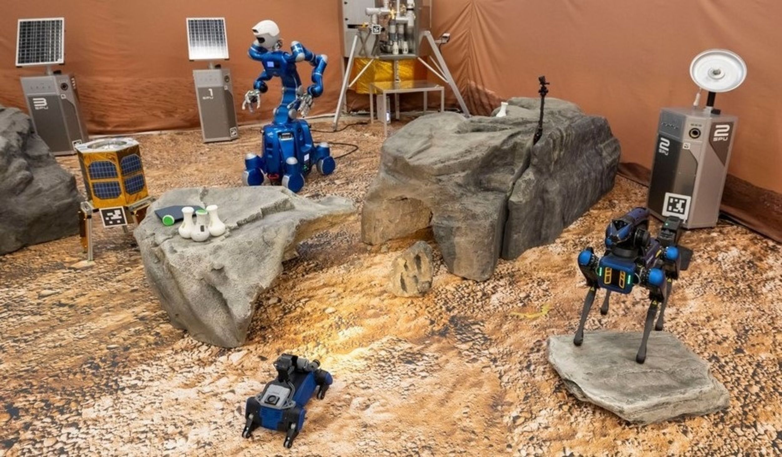 Un astronauta recoge muestras en un Marte simulado a través de un robot avatar