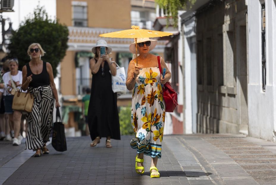 El peor verano para los mayores desde 2022: el calor habría causado ya cerca de 1.500 muertes