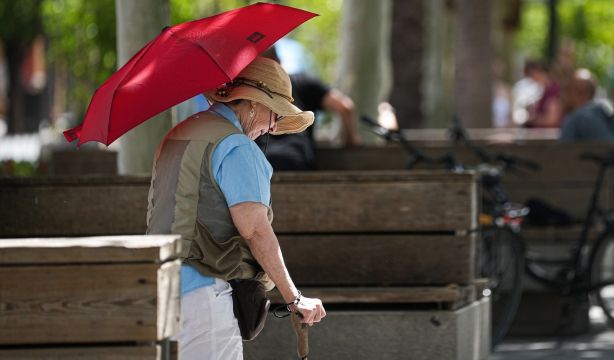 Las regiones más pobres sufren más el frío y las ricas, el calor extremo