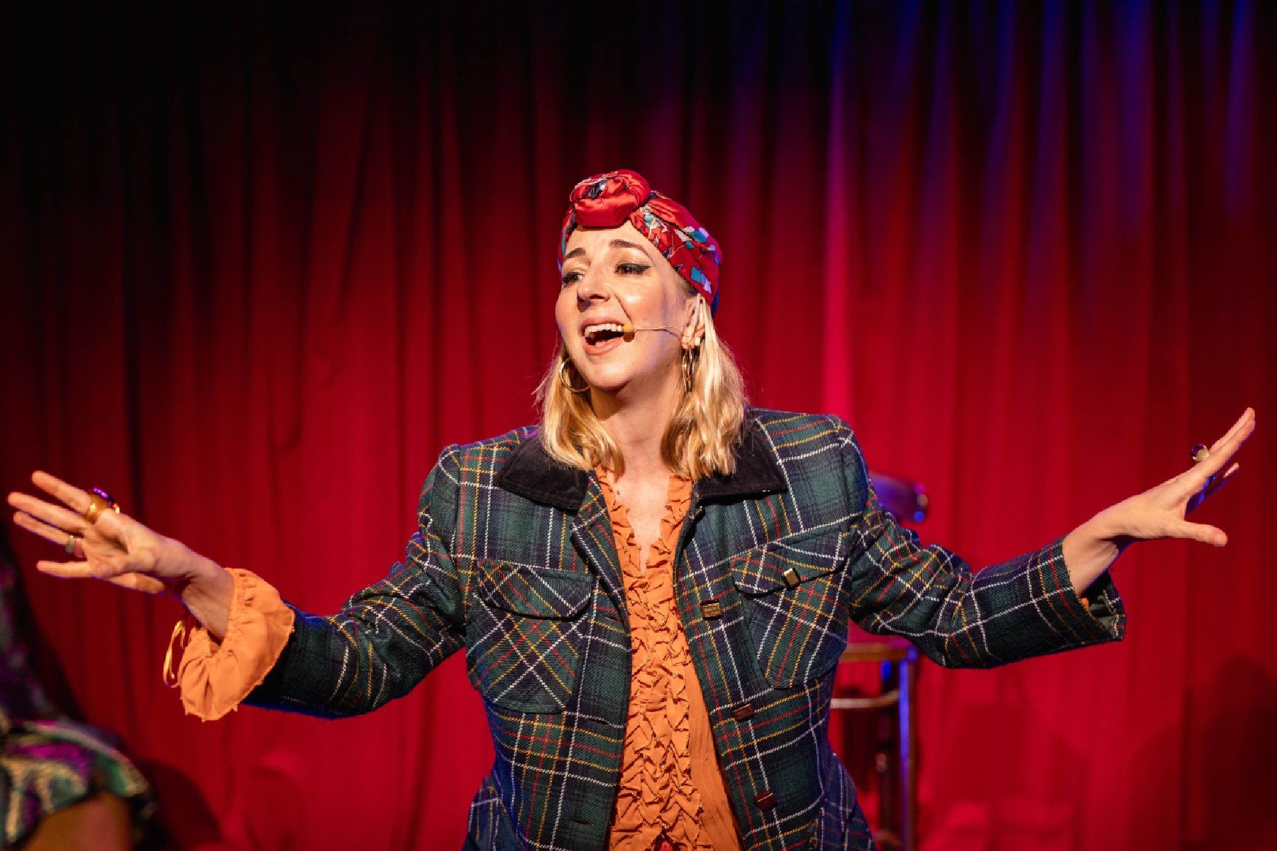 'Gema', una sesión de "espiritualismo musical" en el Teatro Lara de Madrid