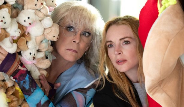 Jamie Lee Curtis y Lindsay Lohan se reencuentran 22 años después en 'Ponte en mi lugar de nuevo'