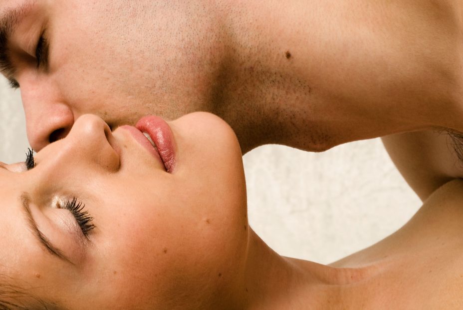El 'cuándo' pesa más que el 'cuántos' a la hora de valorar a una pareja por sus relaciones sexuales