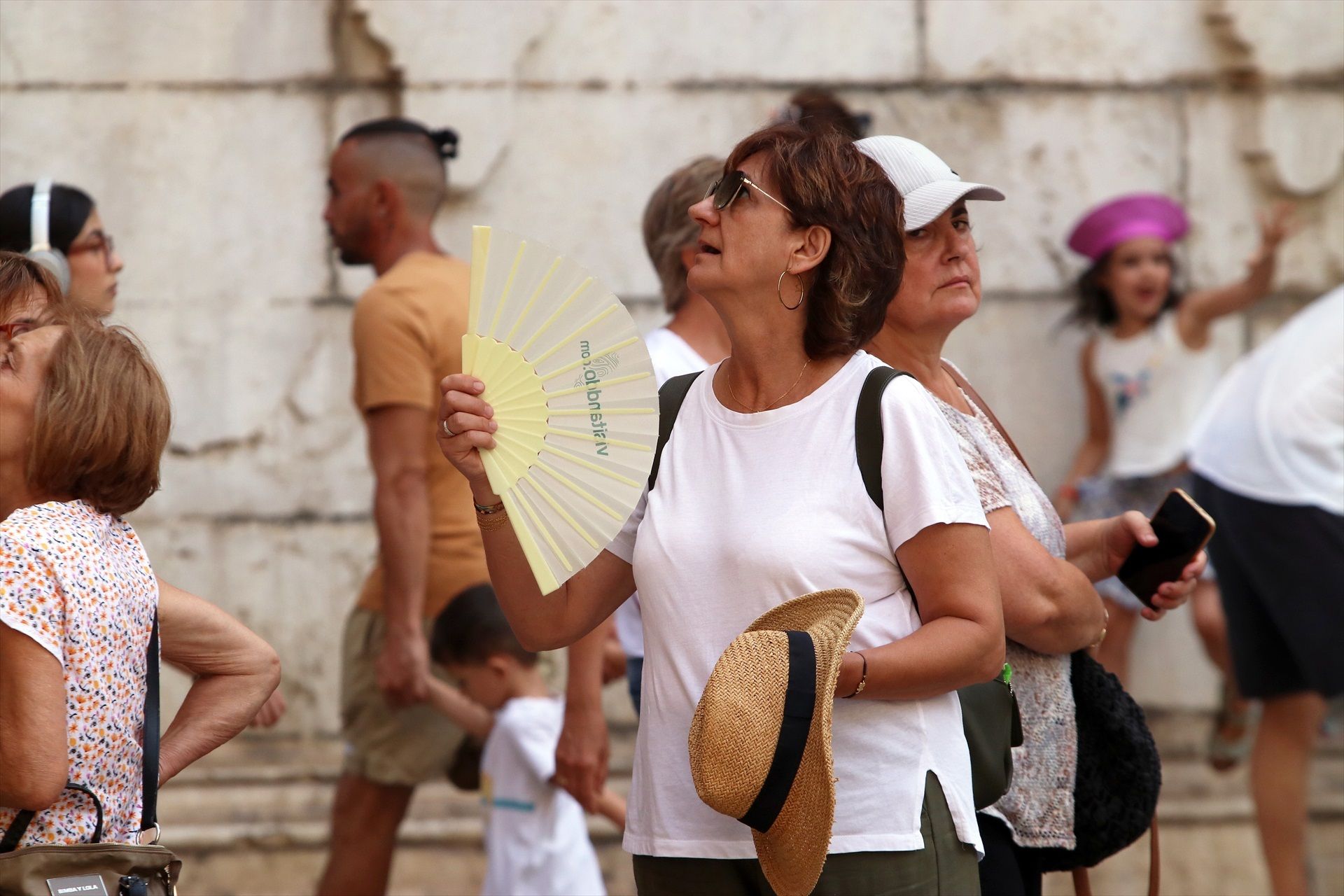 La deshidratación por altas temperaturas compromete la salud articular: esta es la razón