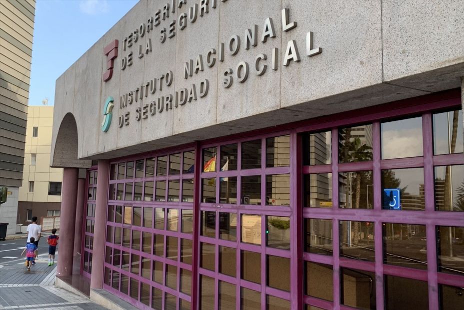 EuropaPress 5170116 sede instituto seguridad social tesoreria general palmas gran canaria EuropaPress 5170116 sede instituto seguridad social tesoreria general palmas gran canaria