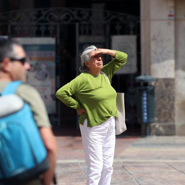 Olas de calor interminables: los días consecutivos de calor extremo hacen mella en los mayores