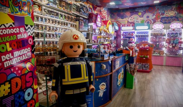 Casi la mitad de los españoles invierte entre 20 y 50 euros al mes en productos que son tendencia