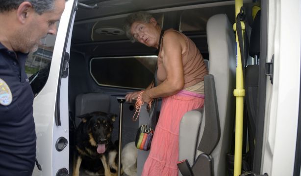 Los consejos de una psicóloga para los mayores afectados por incendios: "Deben estar acompañados"