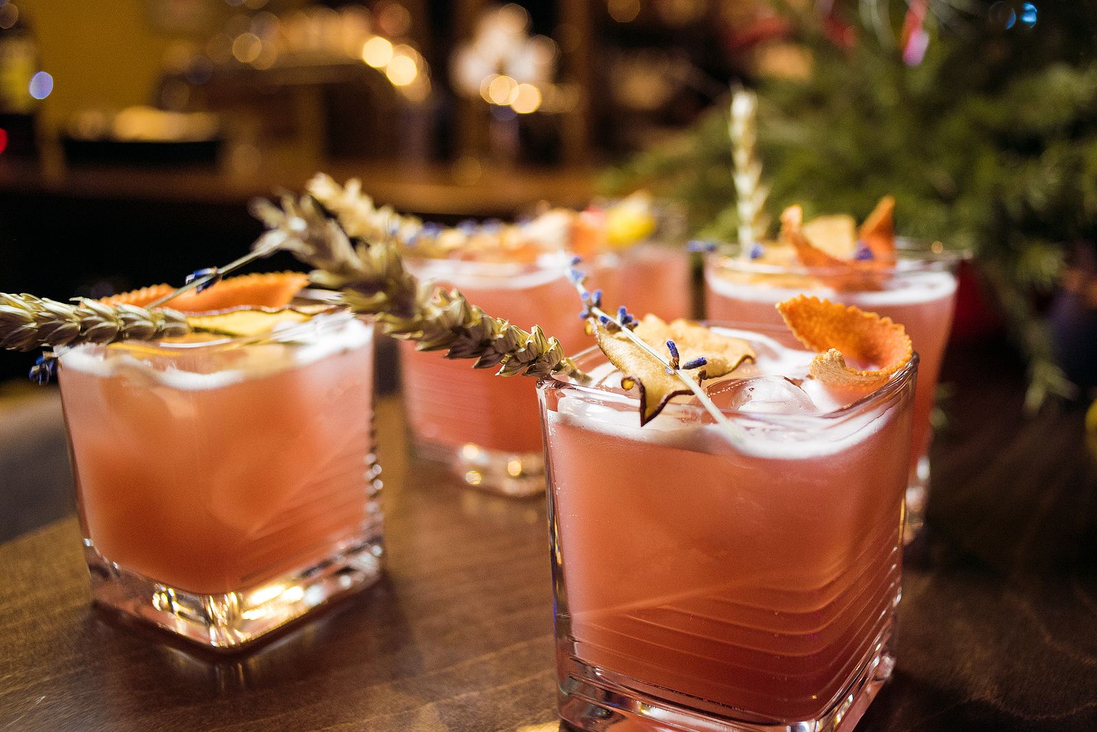 Suntory Global Spirits propone cuatro cócteles para refrescar el verano