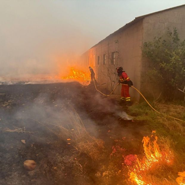 EuropaPress 6900654 nuevos desalojos leon zamora avance incendios molezuelas castrocalbon