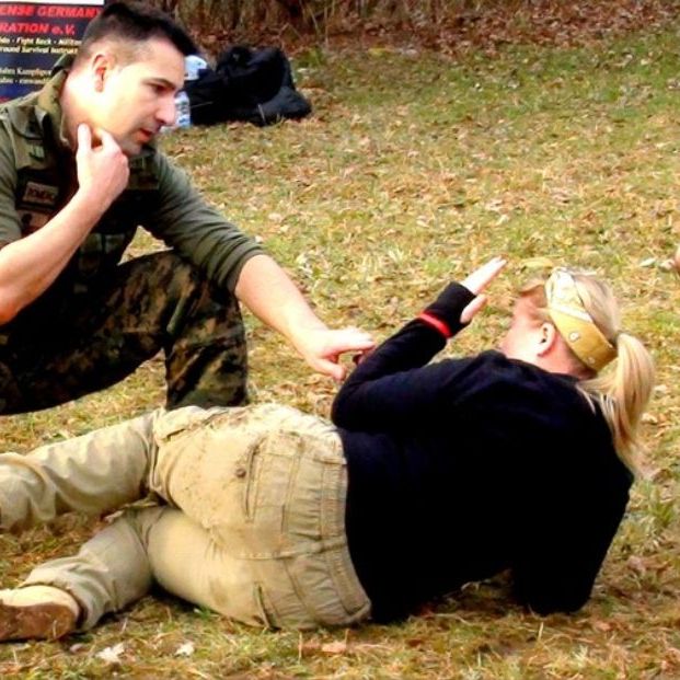 clases de defensa personal para mayores en Madrid clases de defensa personal para mayores en Madrid