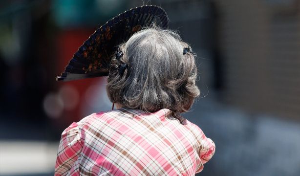 La Comunidad de Madrid prepara sus residencias de mayores para el calor