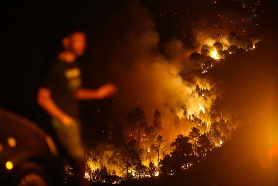 Casi 400.000 hectáreas han ardido en España en 2025, la mayoría en el último mes