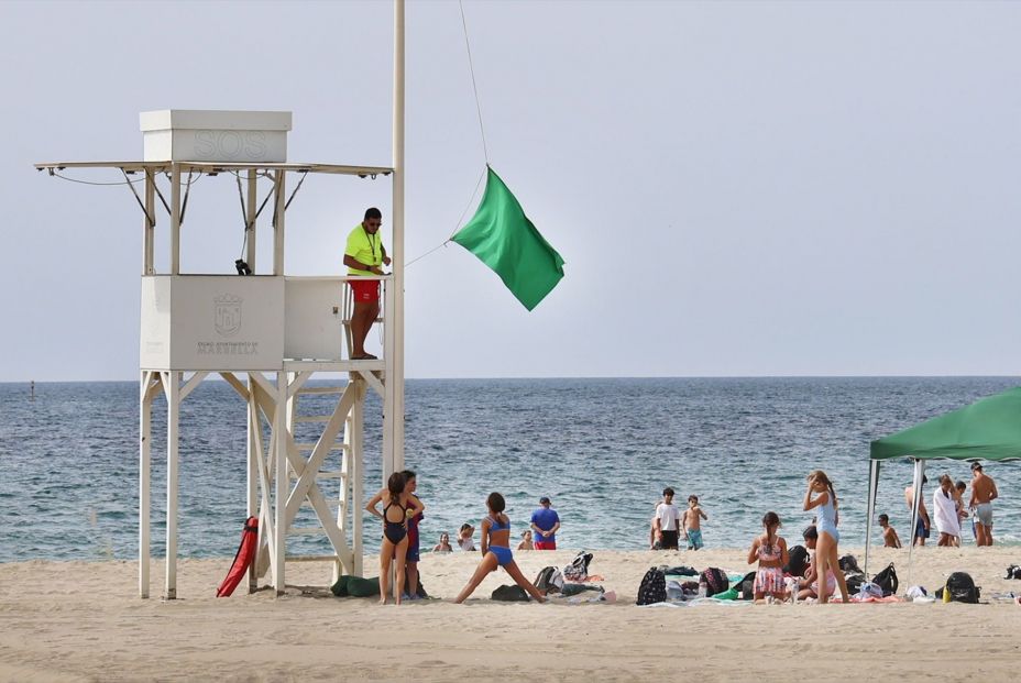 EuropaPress 6894801 bandera verde playa marbella EuropaPress 6894801 bandera verde playa marbella