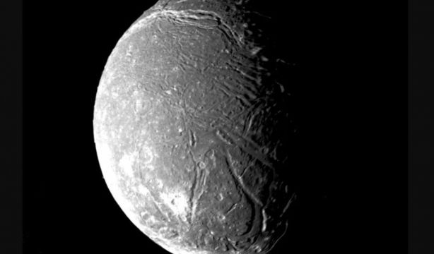 Nuevo descubrimiento de la NASA: una luna de 10 kilómetros de diámetro alrededor de Urano