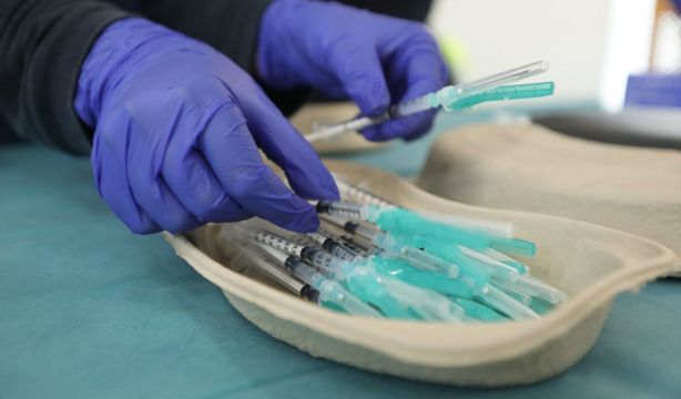 Vacuna frente a la gripe: ¿para quién está recomendada en la temporada 2025-2026?