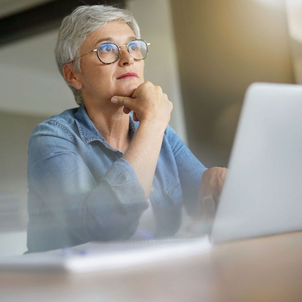 bigstock mujer ejecutiva trabajo bigstock mujer ejecutiva trabajo