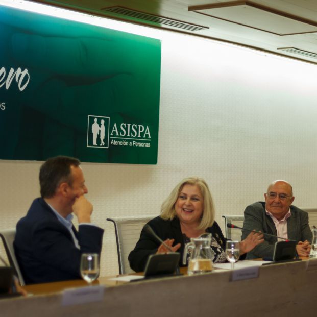 Alberto Reyero (Comunidad de Madrid), Ana Isabel Lima (Mº de Sanidad), Acisclo Redondo (ASISPA)