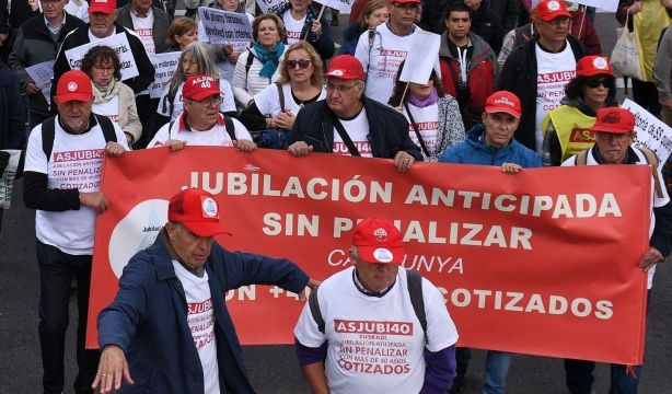 Avalancha de denuncias al Defensor del Pueblo por los recortes de pensión en largas carreras