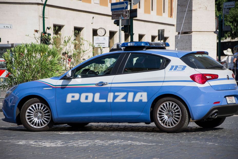 Policía italiana