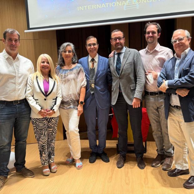 ¿Vivir 150 años? José Luis Cordeiro: "El envejecimiento se curará en las próximas dos décadas" (LoComunicas) ¿Vivir 150 años? José Luis Cordeiro: "El envejecimiento se curará en las próximas dos décadas" (LoComunicas)