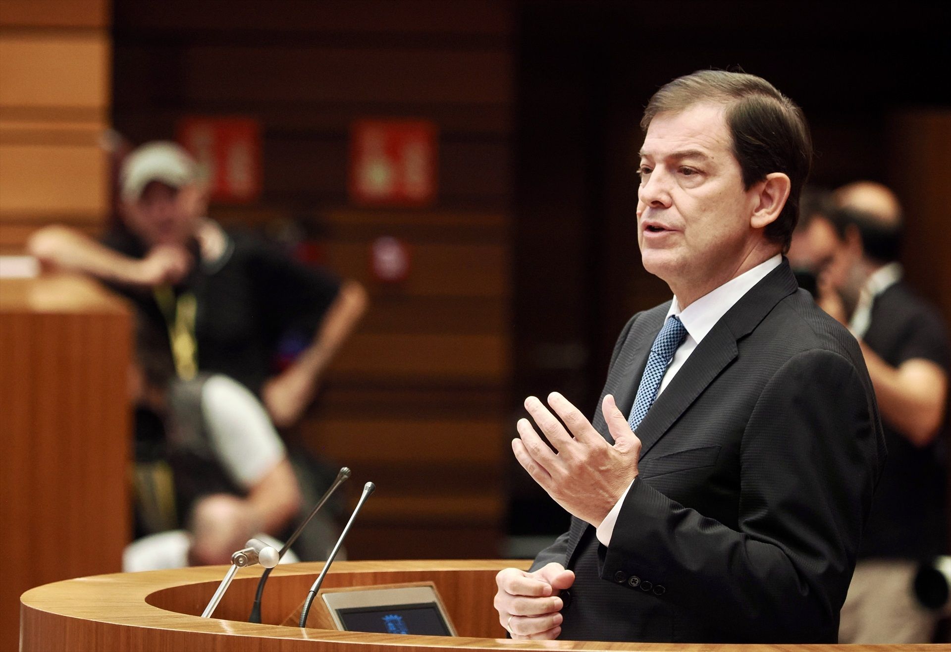 Las elecciones en Castilla y León serán el 15 de marzo, salvo que Sánchez adelante las generales