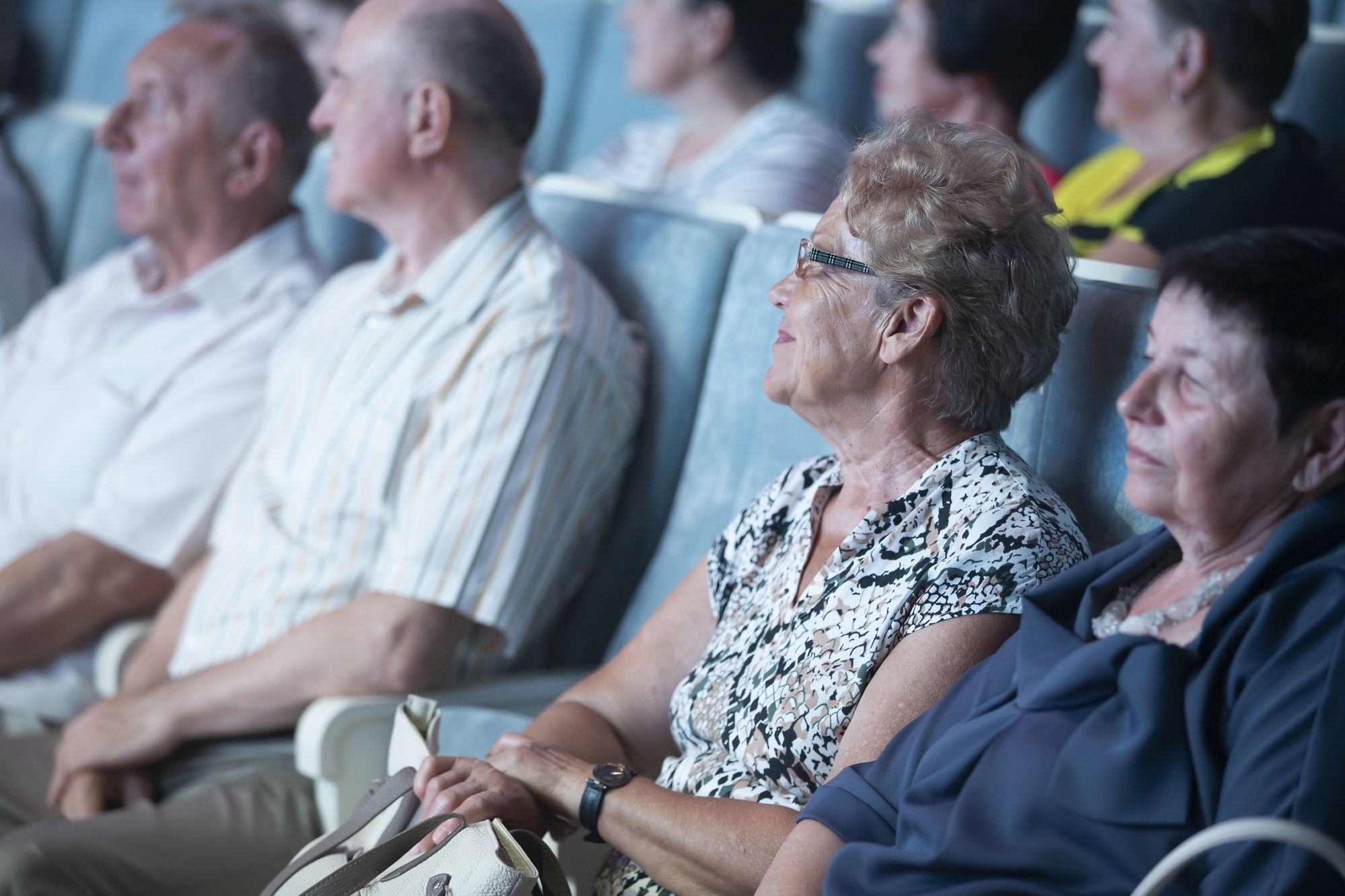 Madrid acercará el cine a mayores y jóvenes de municipios sin salas de proyección (Bigstock)