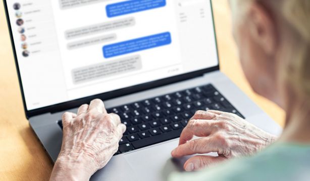 El 64% de los españoles no ha consultado nunca su historia clínica por Internet