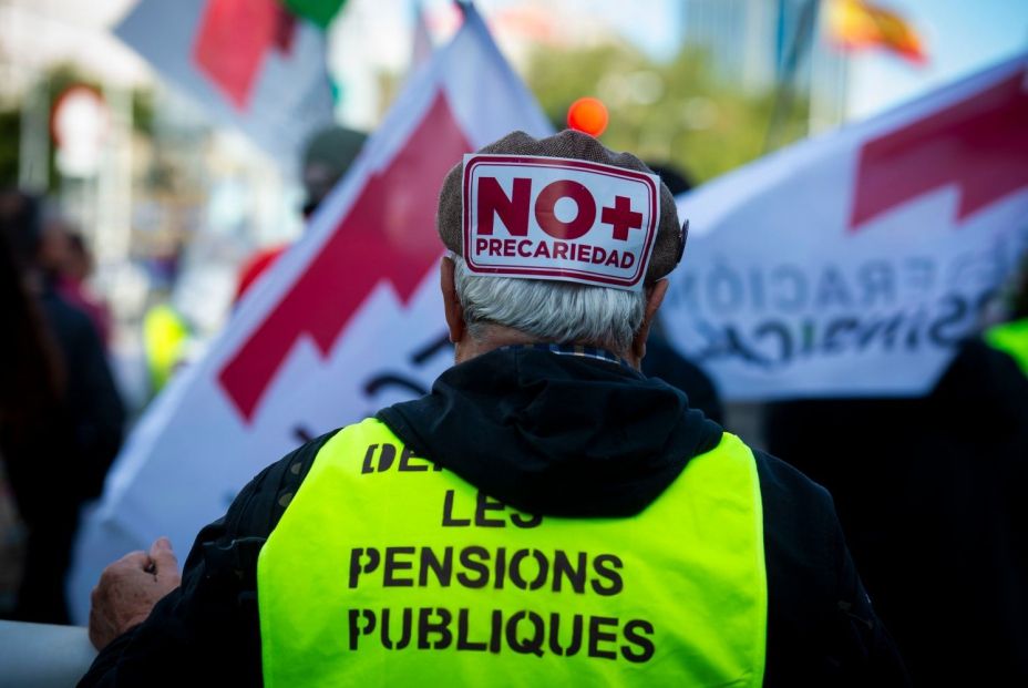 europapress 6303337 hombre manifestacion pensiones publicas no mas precariedad