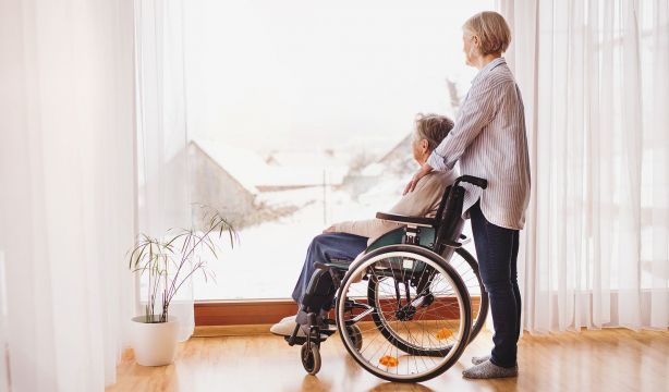CaixaBank lanza MyBox VidaCare 10, un seguro pionero frente a enfermedades neurodegenerativas