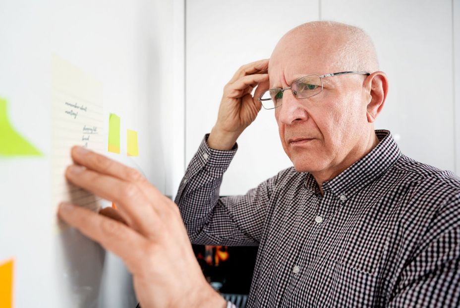 bigstock Elderly Man With Dementia Look 346638844 (1) bigstock Elderly Man With Dementia Look 346638844 (1)