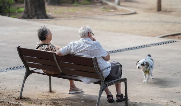 La pensión de jubilación subirá unos 570 € al año y la media del sistema 500, tras el alza del 2,7%