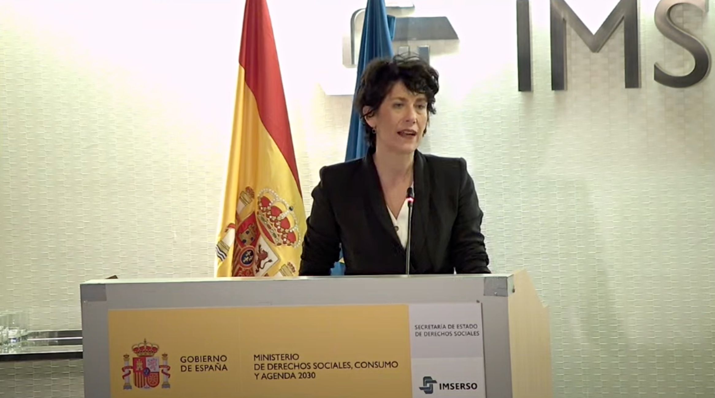 Elma Saiz: "Enfrentar a jóvenes y mayores es una batalla injusta y perversa" (PMP)