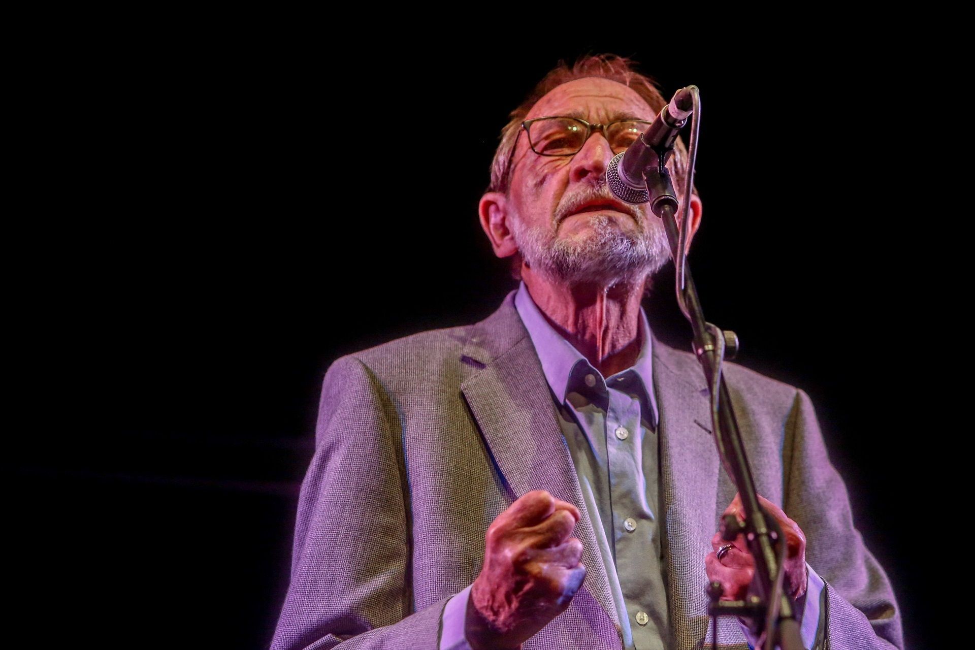 Muere el cantante Pablo Guerrero, autor de 'A cántaros', a los 78 años