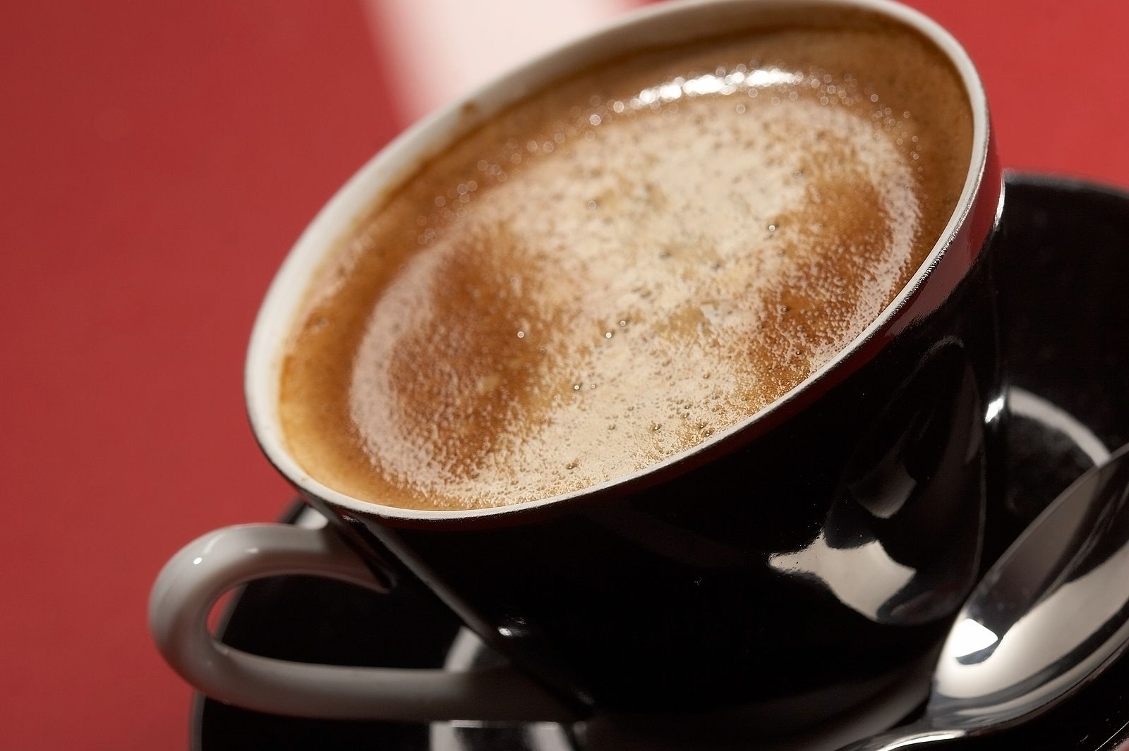Tomar café tiene beneficios para el hígado (Bigstock)