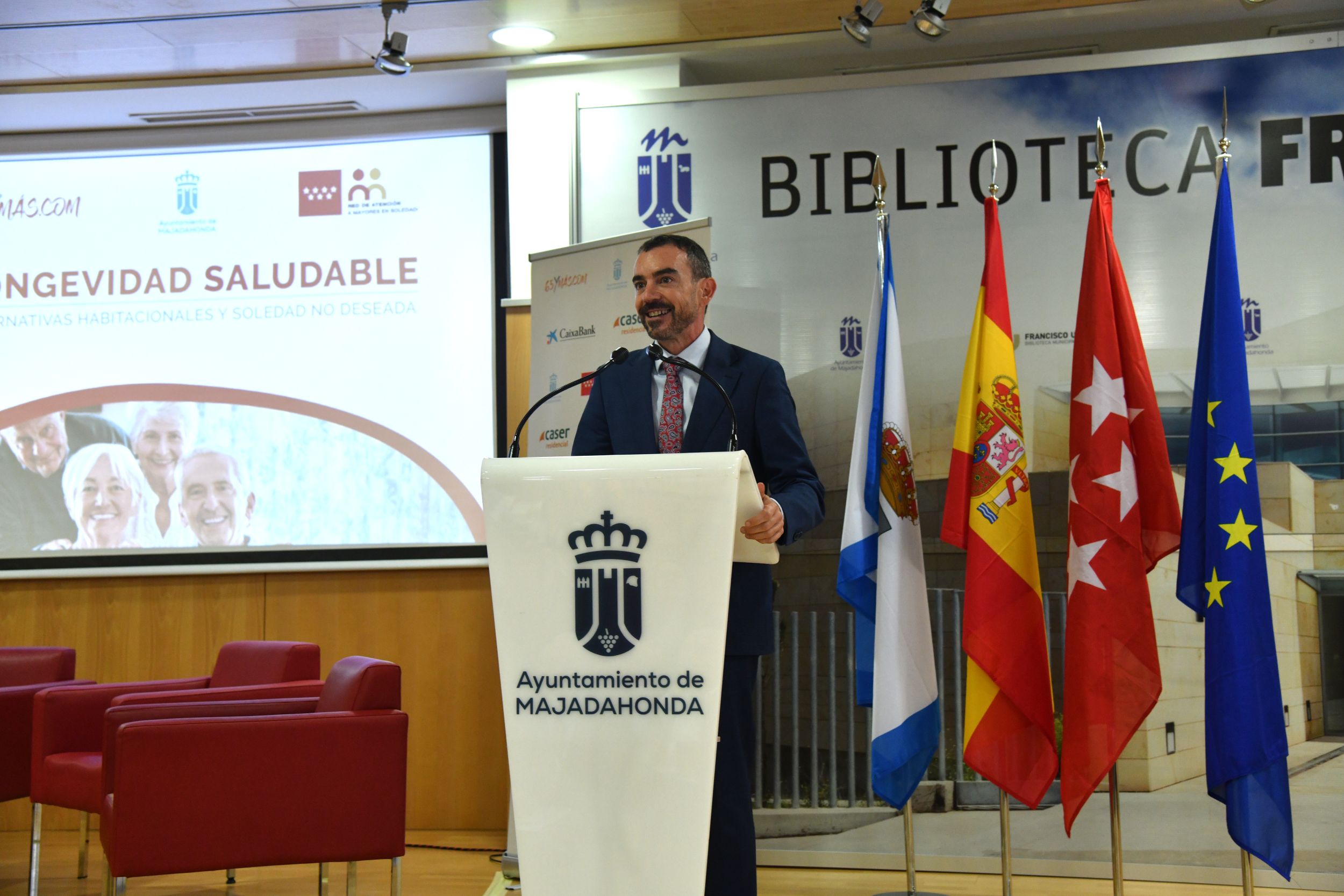 Óscar Álvarez: "Vamos a sacar un decreto que simplifica el reconocimiento de la dependencia". Foto: Agustín Millán