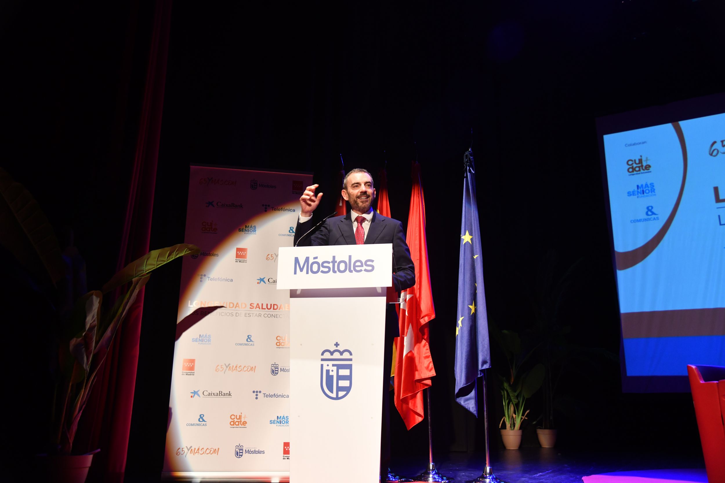 La Comunidad de Madrid lanzará un macroestudio para conocer las necesidades de los mayores. Foto: Agustín Millán