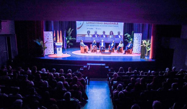 Estar conectados, esencial para los mayores: "Nos tenemos que subir al tren de la digitalización". Foto: Agustín Millán