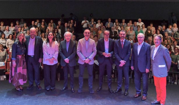 Independencia, bienestar y autoestima, los beneficios de estar conectados para los sénior. Foto: Agustín Millán