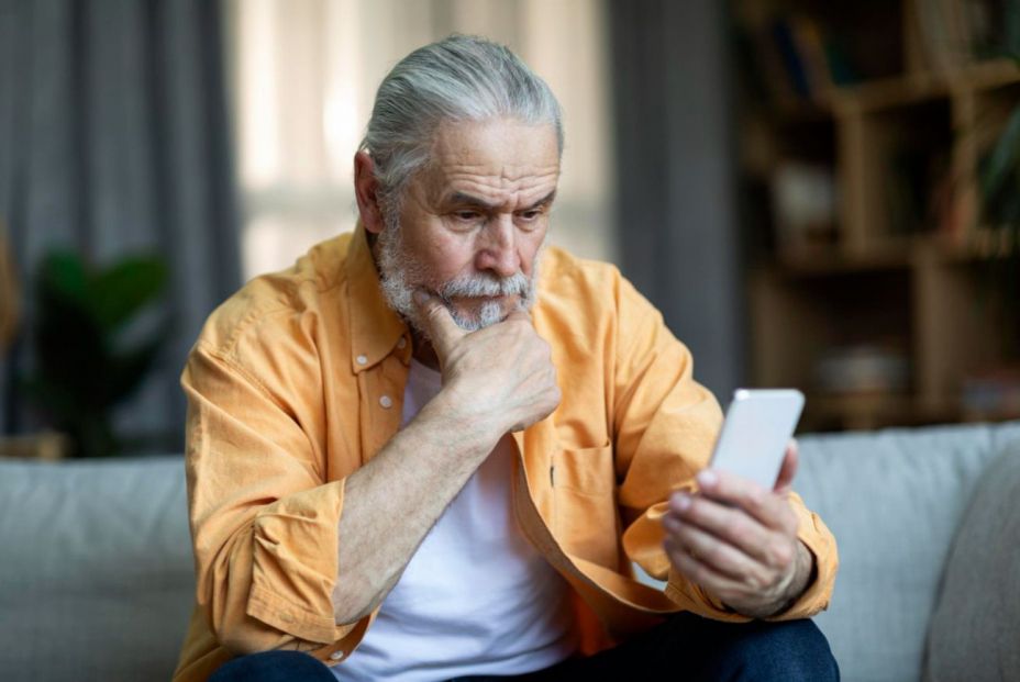 Sigue estas recomendaciones para no caer en estafas al comprar la lotería de navidad online