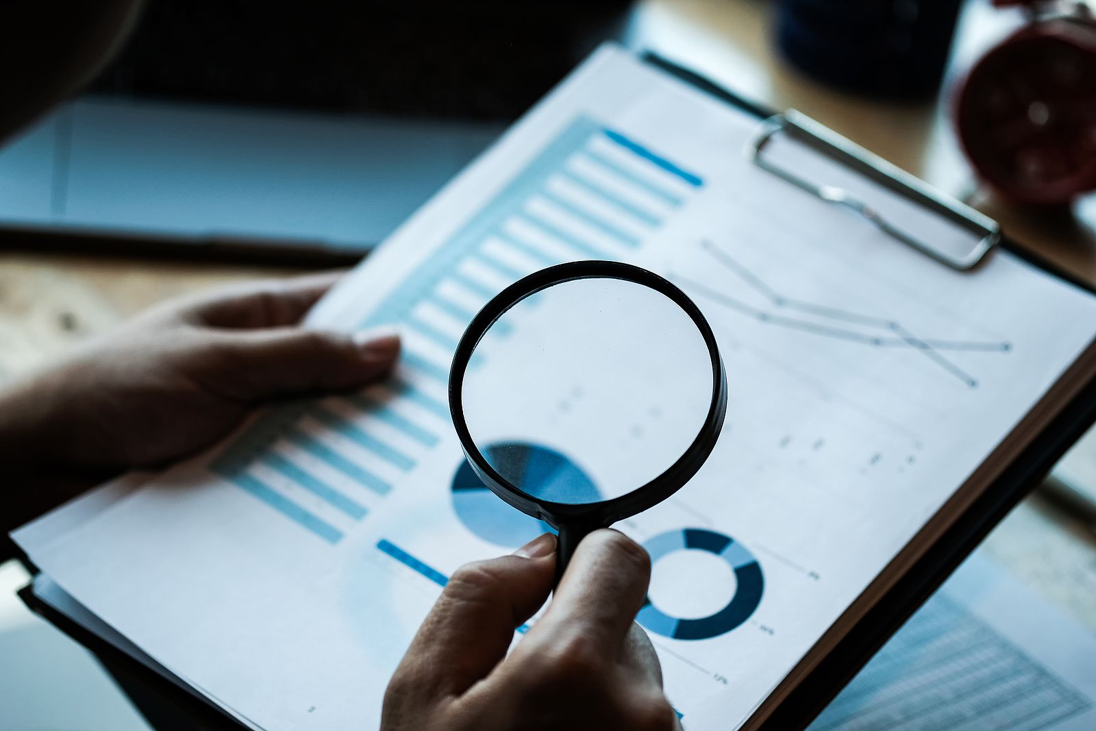 Invertir con seguridad: claves para evitar los fraudes en inversiones Invertir con seguridad: claves para evitar los fraudes en inversiones