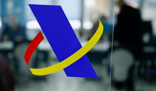 Hacienda mejorará este año los asistentes virtuales y permitirá pagar deudas con tarjeta