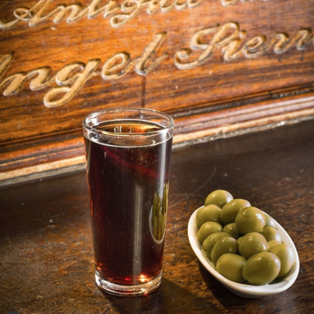 Guía del mejor vermut madrileño y ruta por los bares especializados para disfrutar del aperitivo
