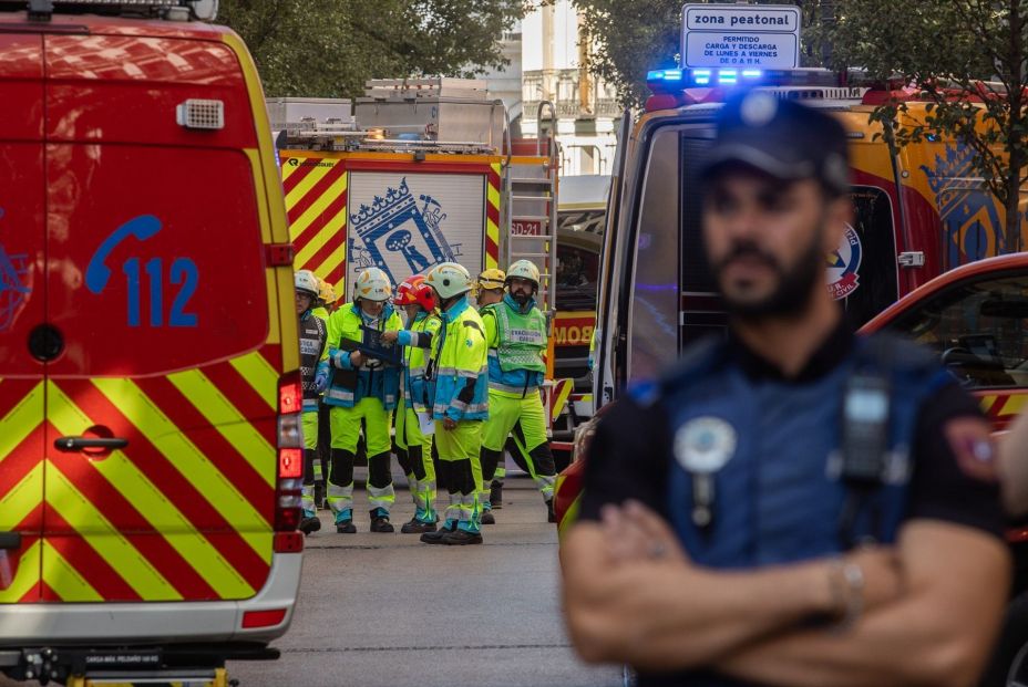 EuropaPress 7010489 sanitarios trabajadores emergencias inmediaciones donde derrumbado edificio
