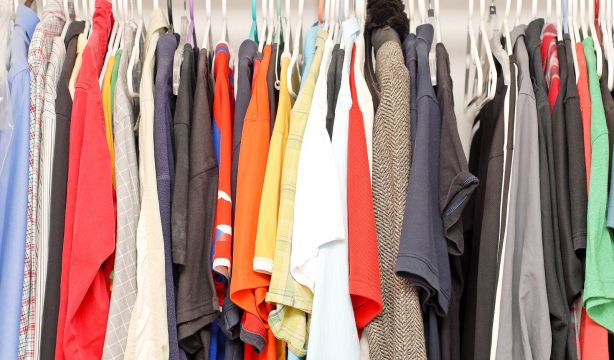 El truco japonés para guardar los abrigos cuando llega el frío