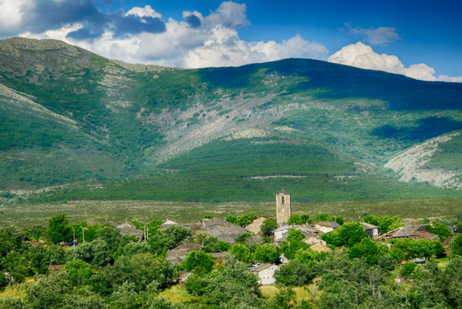 Ruta por los pueblos negros de Guadalajara: los lugares imprescindibles Ruta por los pueblos negros de Guadalajara: los lugares imprescindibles