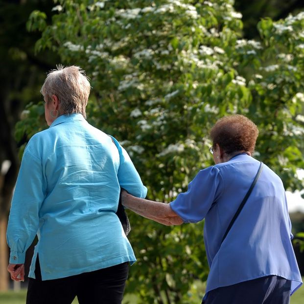 Cuidadoras en el entorno rural, las grandes olvidadas: menos recursos, más carga y poco reconocidas Cuidadoras en el entorno rural, las grandes olvidadas: menos recursos, más carga y poco reconocidas